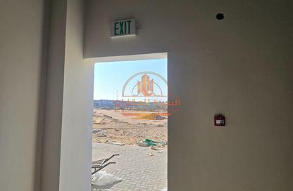 Warehouse - Studio - 1 Bathroom for rent in Umm Al Thuoob - Umm Al Quwain