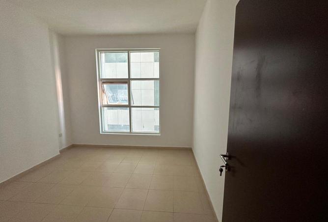88746417 - Property Image 3