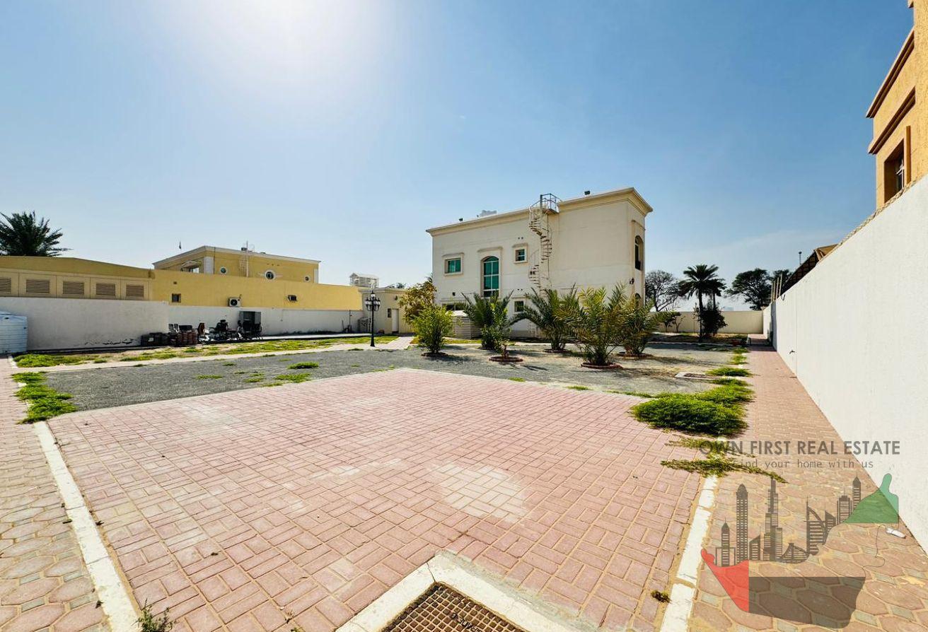 4 BR VILLA | PRIME NAD AL HAMAR | SERVICE BLOCK photo 2