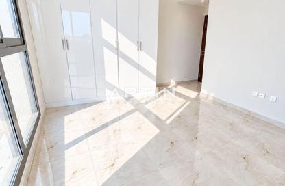 Apartment - 1 - 2 for rent in Ost Tower 10 - International City Phase 2 - Al Warsan 4 - Al Warsan - Dubai