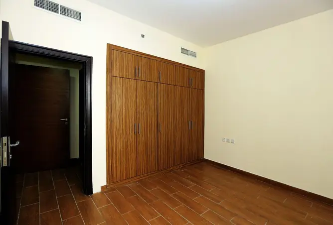 93134939 - Property Image 3