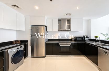 Apartment - 2 Bedrooms - 3 Bathrooms for sale in Damac Heights - Dubai Marina - Dubai