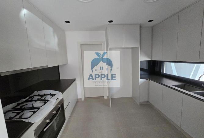 83668646 - Property Image 3