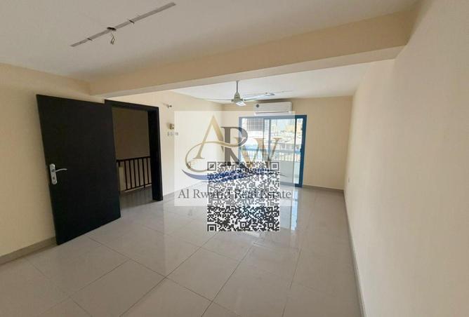 72725564 - Property Image 2