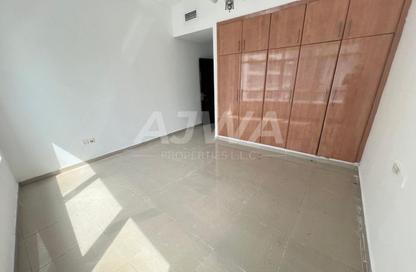Apartment - 2 Bedrooms - 3 Bathrooms for rent in Lake City Tower - JLT Cluster D - Jumeirah Lake Towers - Dubai