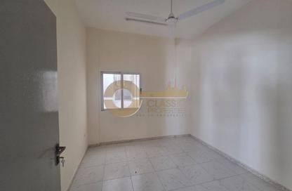 Apartment - Studio - 1 Bathroom for rent in Sheikh Hamdan Colony - Al Karama - Dubai