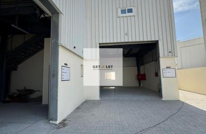 Warehouse - Studio - 1 for rent in Al Khawaneej - Dubai