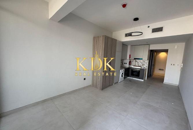 Studio Apartment | Amal Tower | Balcony View photo 3