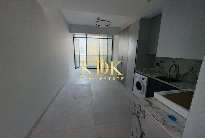 Studio Apartment | Amal Tower | Balcony View photo 2