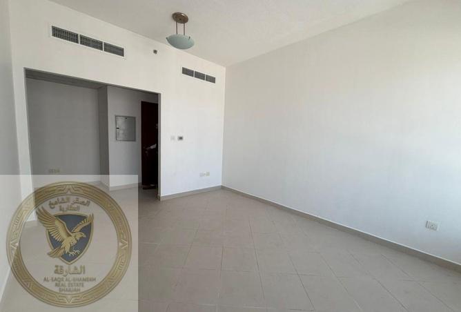 99122395 - Property Image 3
