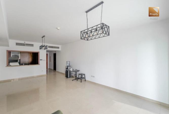 100426383 - Property Image 3