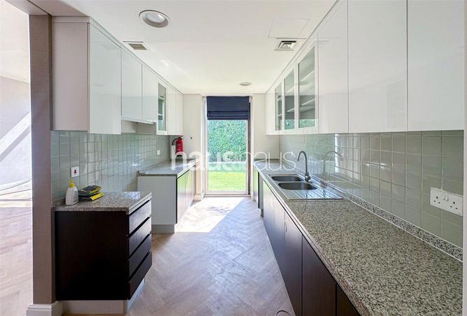 57372418 - صورة العقار 2