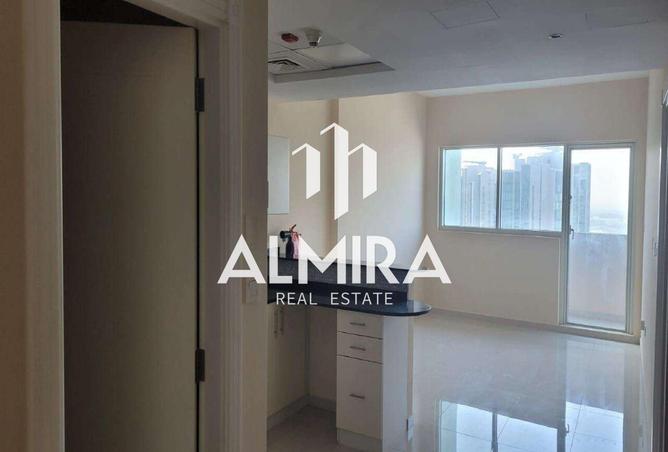 74642529 - Property Image 2