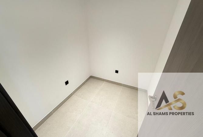 54941511 - Property Image 3