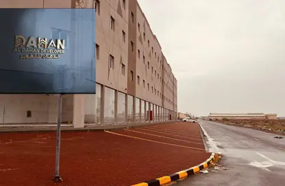 سكن عمال - استوديو - 8 حمامات للايجار في أم الثعوب - أم القيوين