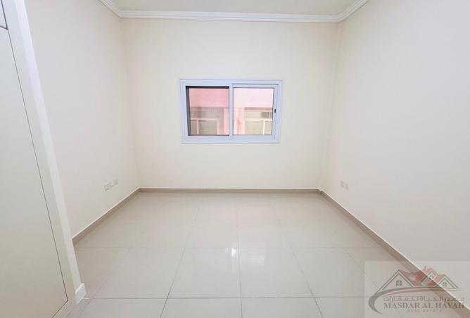 54406636 - Property Image 3