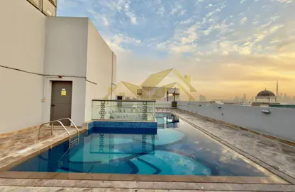 شقة - 2 غرف نوم - 3 حمامات للايجار في عود ميثاء - بر دبي - دبي