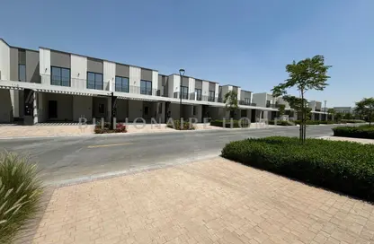 Villa - 3 Bedrooms - 4 Bathrooms for sale in Greenviews 2 - EMAAR South - Dubai South (Dubai World Central) - Dubai