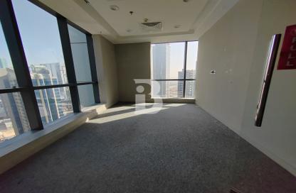 Office Space - Studio for rent in The Regal Tower - Business Bay - Dubai