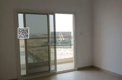 شقة - 2 غرف نوم - 2 حمامات للبيع في قرية الاميرة - الياسمين - عجمان