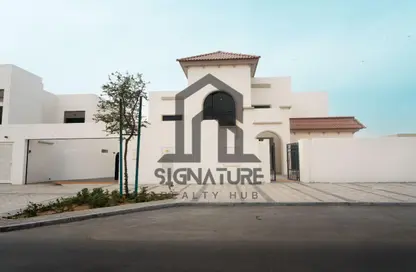 Villa - 4 Bedrooms - 6 Bathrooms for sale in Fay Alreeman - Al Shamkha - Abu Dhabi