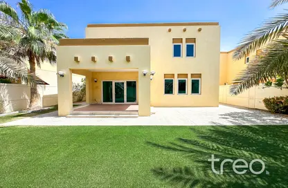 Villa - 3 Bedrooms - 4 Bathrooms for sale in District 7 - Jumeirah Park - Dubai