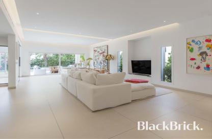 Villa - 4 Bedrooms - 5 Bathrooms for sale in Meadows 1 - Meadows - Dubai Villa - 4 Bedrooms - 5 Bathrooms for sale in Meadows 1 - Meadows - Dubai