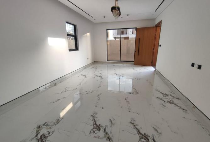 16033606 - Property Image 3