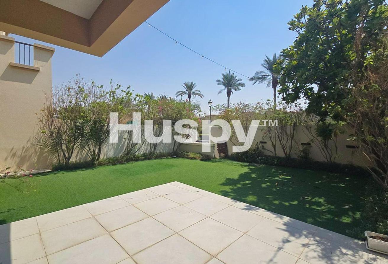 Vacant | Landscaped | Unfurnished photo 17