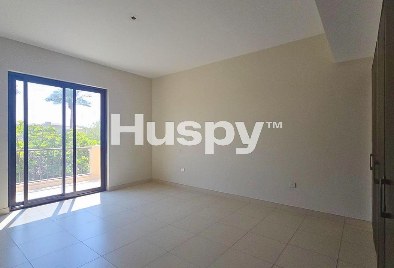 Vacant | Landscaped | Unfurnished photo 16