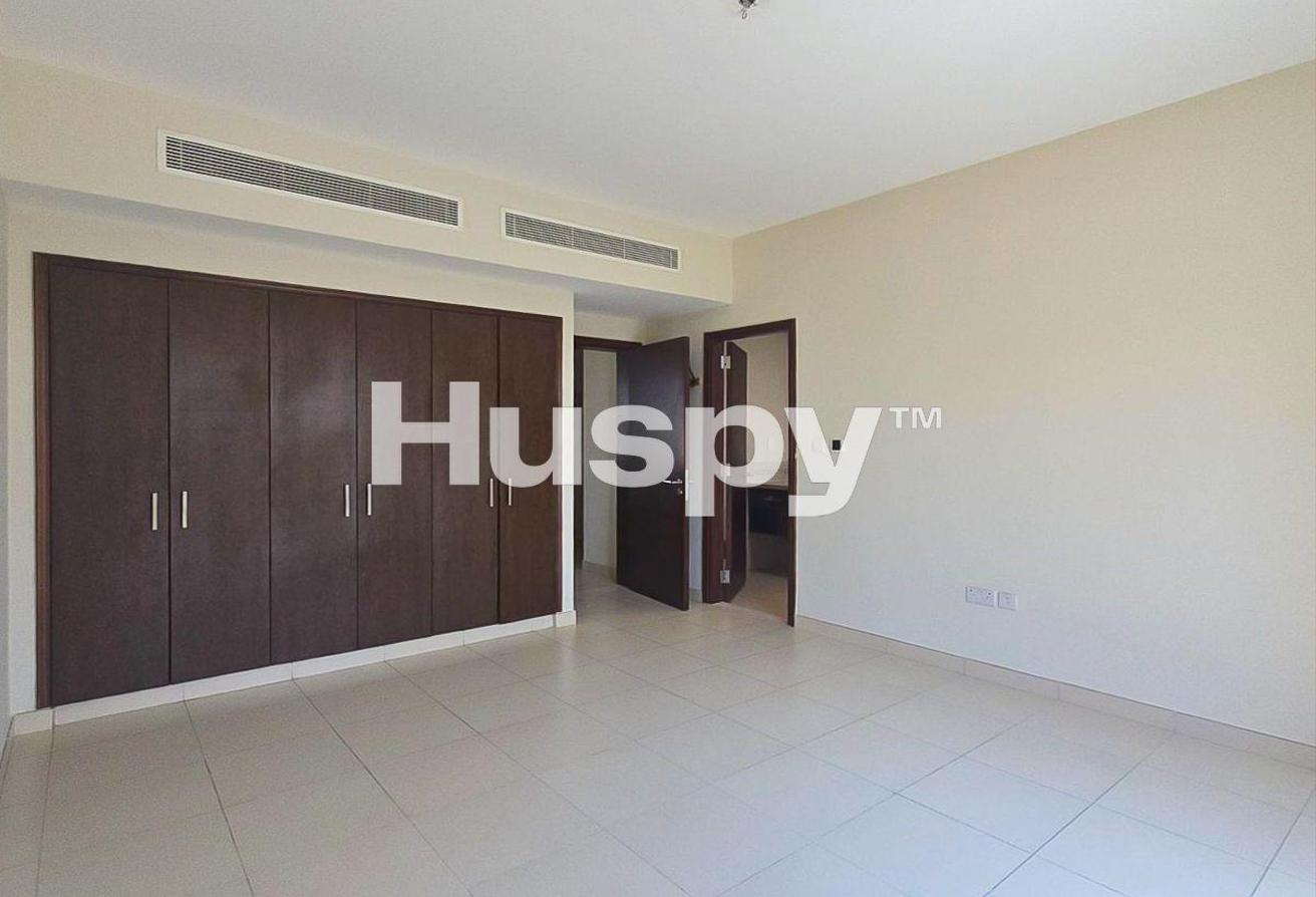 Vacant | Landscaped | Unfurnished photo 14