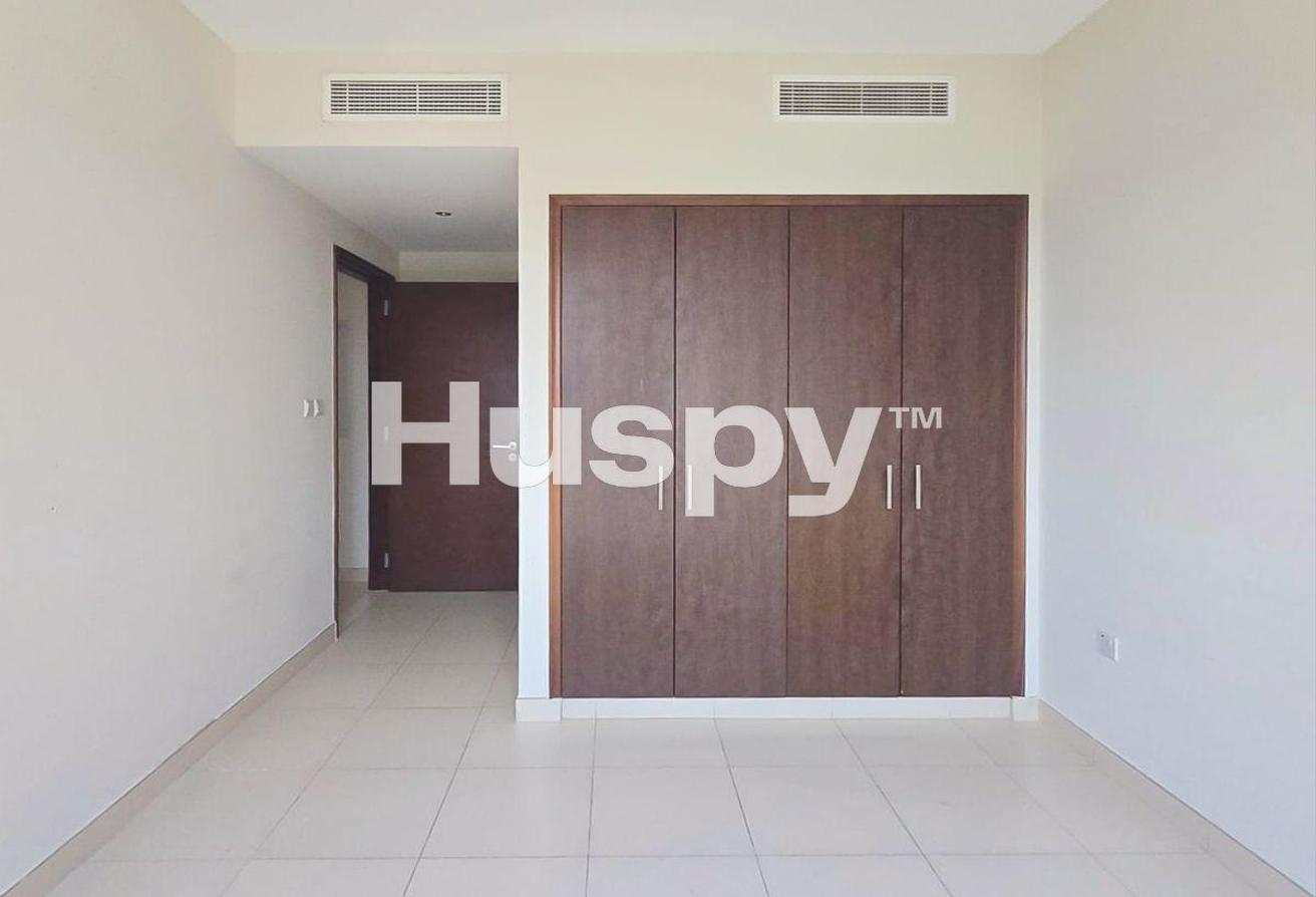 Vacant | Landscaped | Unfurnished photo 6