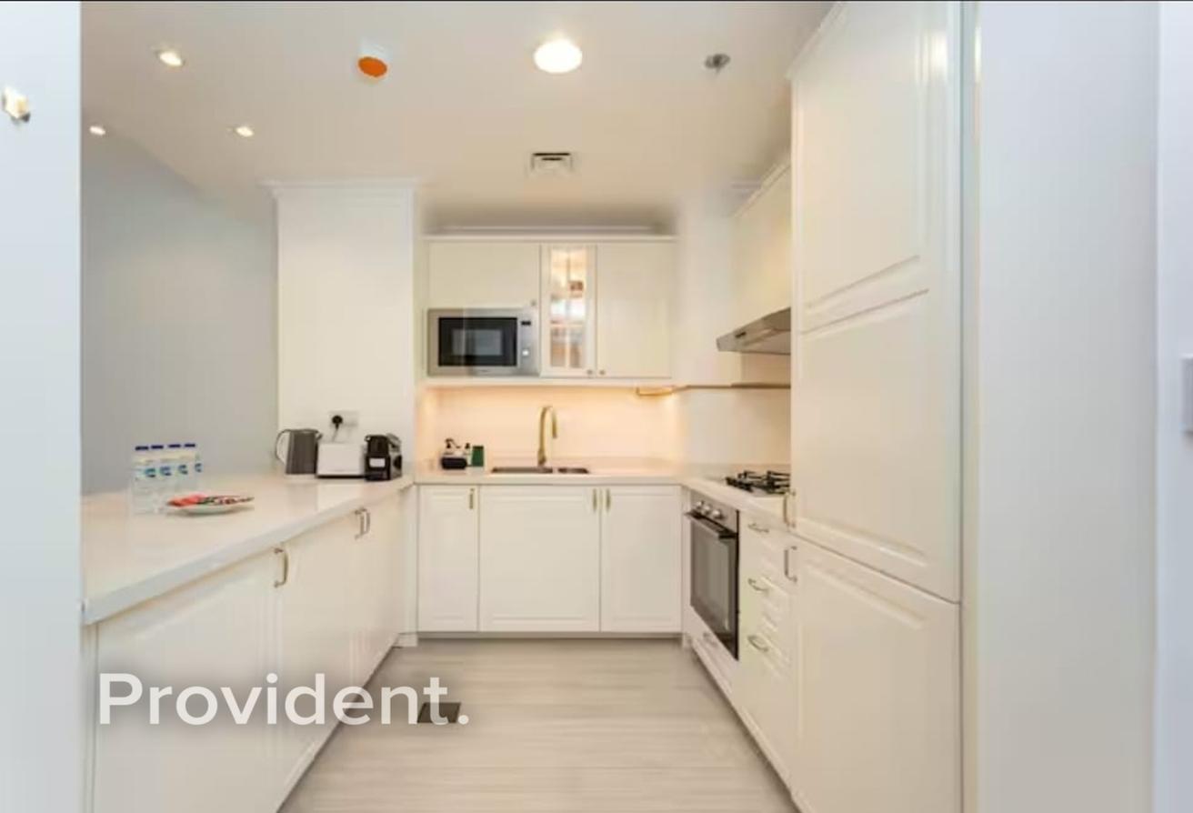 Spacious 1BR + Maid | Fully Furnished | Vacant photo 4