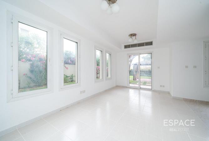 70690153 - صورة العقار 2