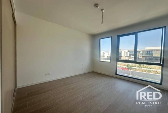 125180604 - Property Image 3