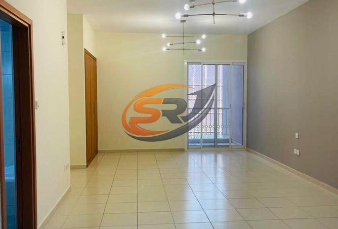 76962101 - Property Image 2