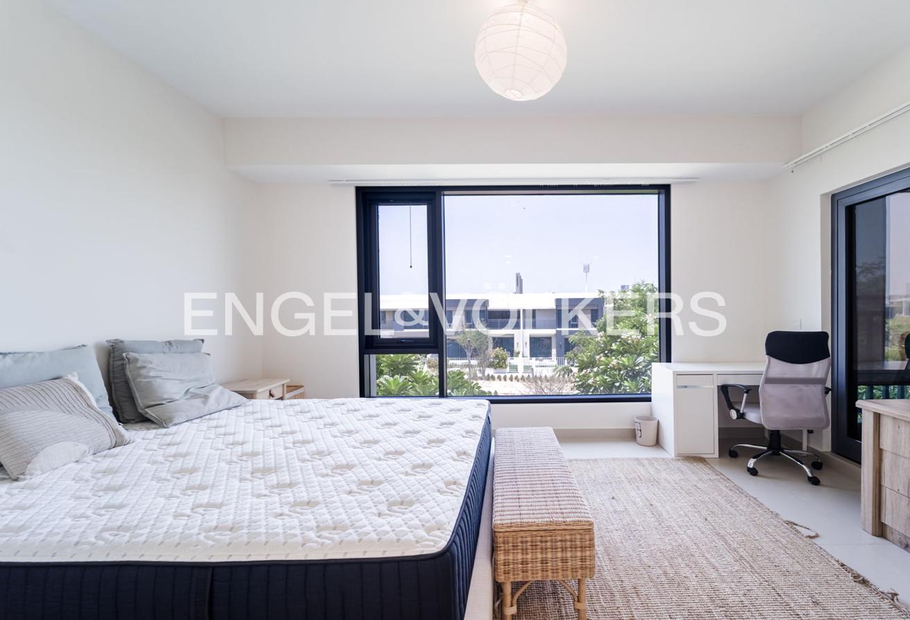 Private Garden | Vacant | Fully Furnished photo 21