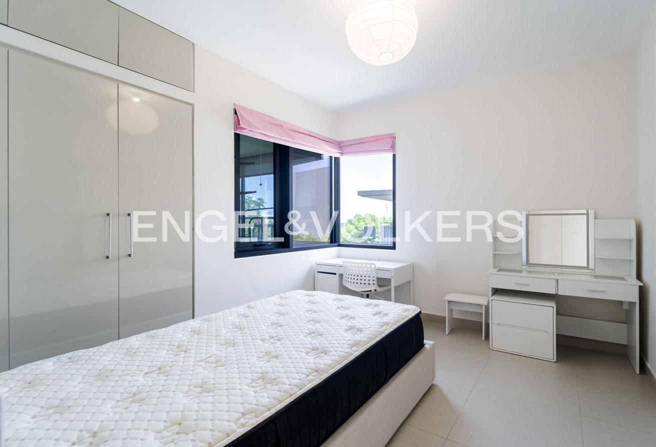 Private Garden | Vacant | Fully Furnished photo 28