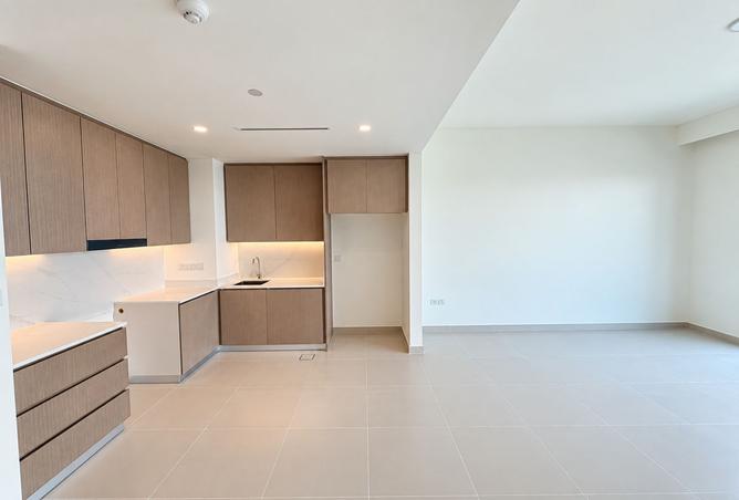 BRAND NEW 2BR | CORNER UNIT | OPEN VIEW photo 3