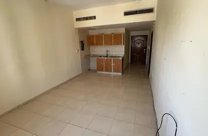 Apartment - Studio - 1 Bathroom for rent in Al Rashidiya Towers - Al Rashidiya - Ajman Downtown - Ajman Apartment - Studio - 1 Bathroom for rent in Al Rashidiya Towers - Al Rashidiya - Ajman Downtown - Ajman