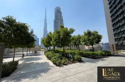 Apartment - 2 Bedrooms - 2 Bathrooms for rent in Burj Royale - Downtown Dubai - Dubai