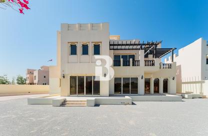 Villa - 5 Bedrooms - 7 Bathrooms for rent in The Townhouses at Al Hamra Village - Al Hamra Village - Ras Al Khaimah