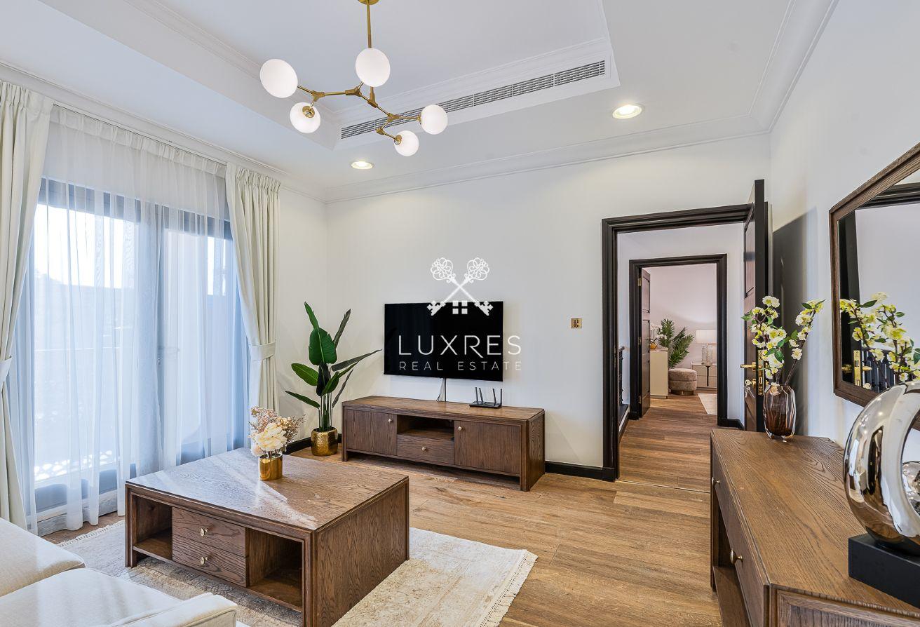 Exclusive 4BR + Maid | Upgraded | Palm Living photo 25