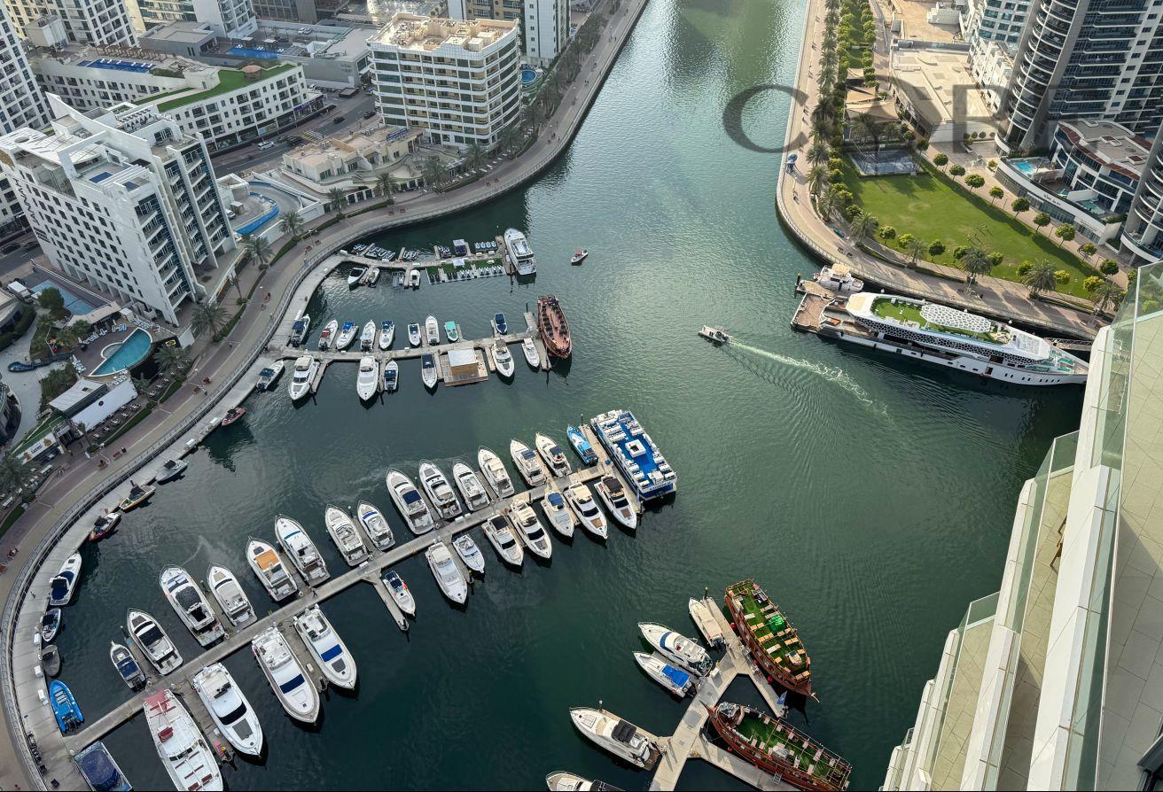 Spacious 3BR | Marina Living | Premium Tower photo 17