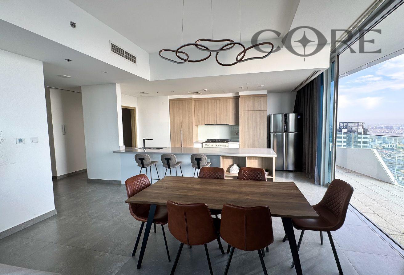 Spacious 3BR | Marina Living | Premium Tower photo 5
