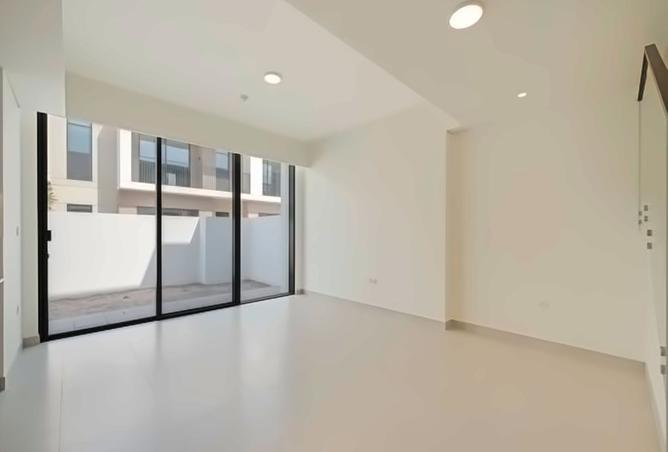 121103053 - Property Image 3