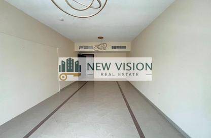 Apartment - 4 Bedrooms - 5 Bathrooms for rent in Al Mamzar - Al Mamzar - Sharjah - Sharjah