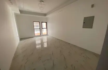 شقة - 2 غرف نوم - 3 حمامات للايجار في 3 المويهات - المويهات - عجمان