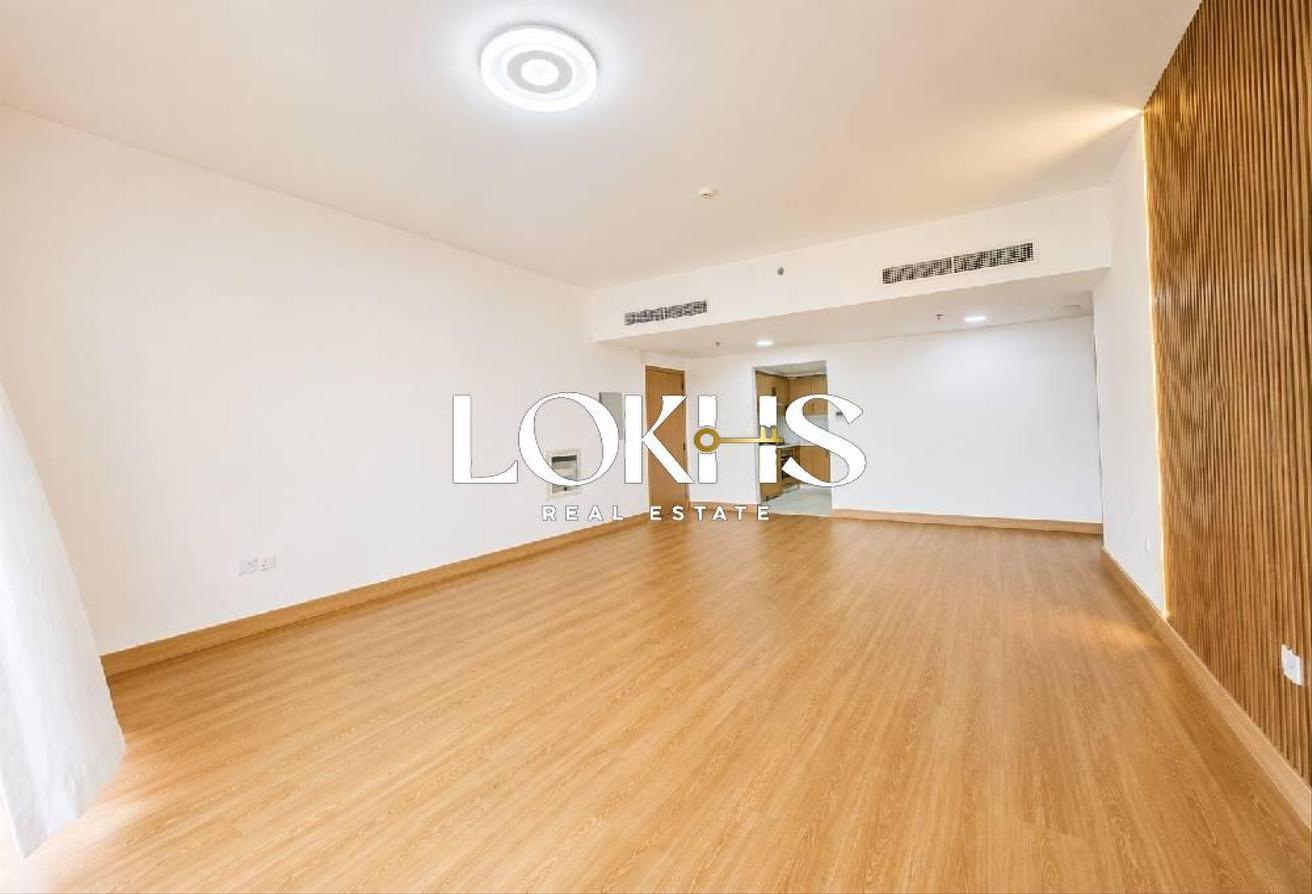 MODERN UPGRADE | 2 COVERED PARKINGS | HIGH FLOOR photo 4