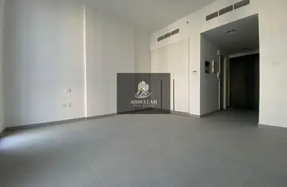 Apartment - Studio - 1 Bathroom for rent in The Link - East Village - Aljada - Sharjah